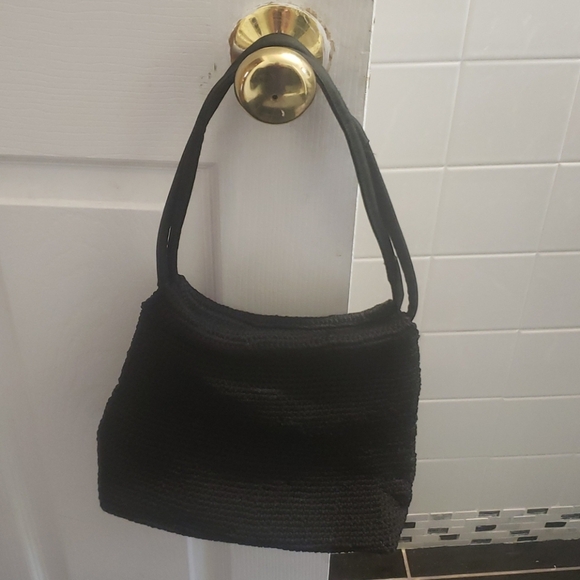 Romag Handbags - Crochet Handbag 👜